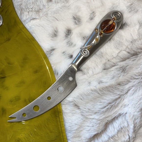 Hand Crafted Wine Bottle Cheese Serving Set - Picture 2 of 5